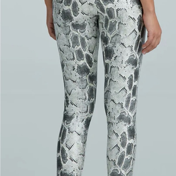 Commando Faux Leather Animal Legging - Picture 5 of 5